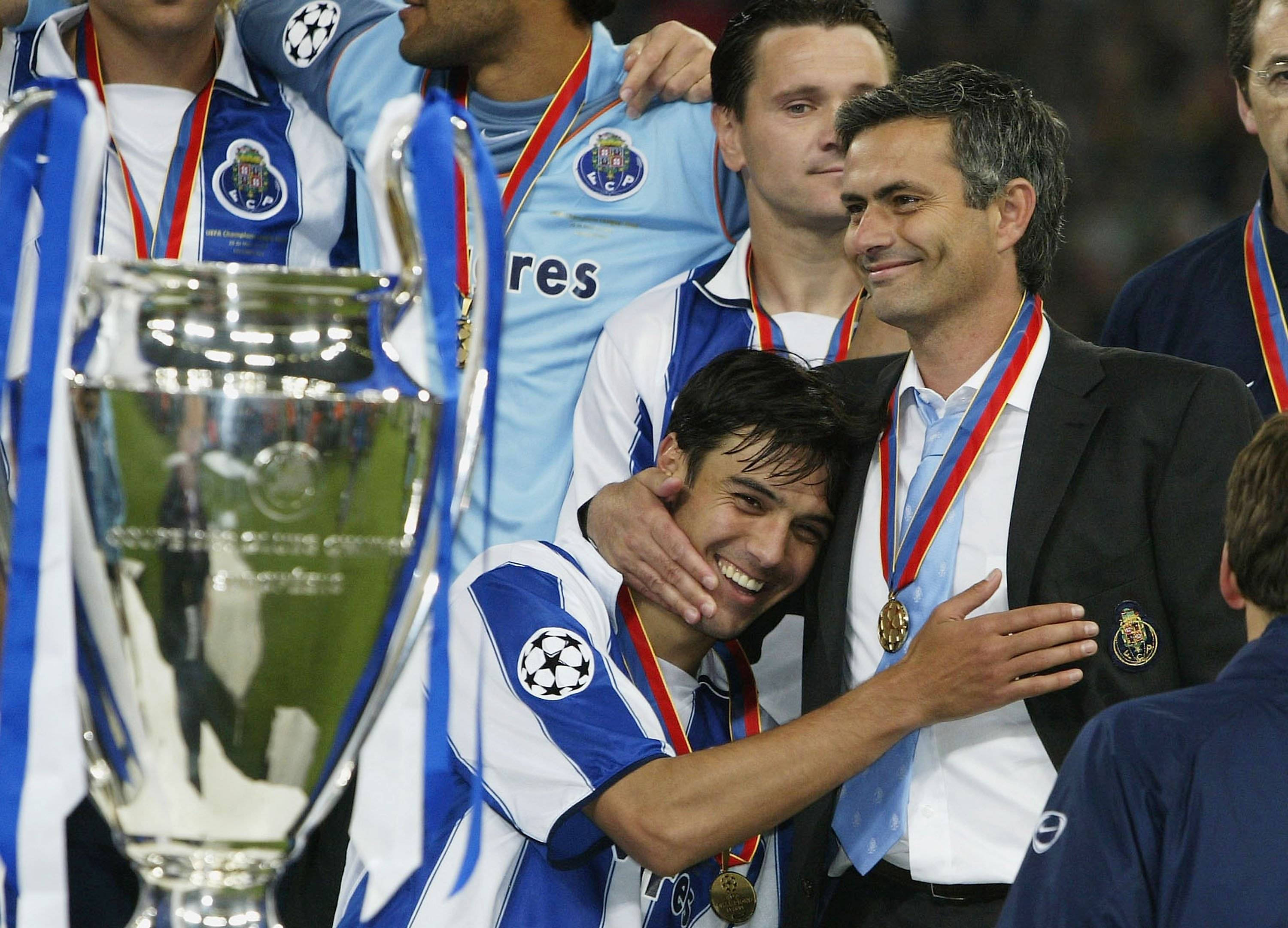 爱游戏体育APP下载-赛地聚焦——社区盾集结日热度飙升，本菲卡豪取连胜，球迷炸锅，资深球员宣示担当的简单介绍-爱游戏体育APP下载