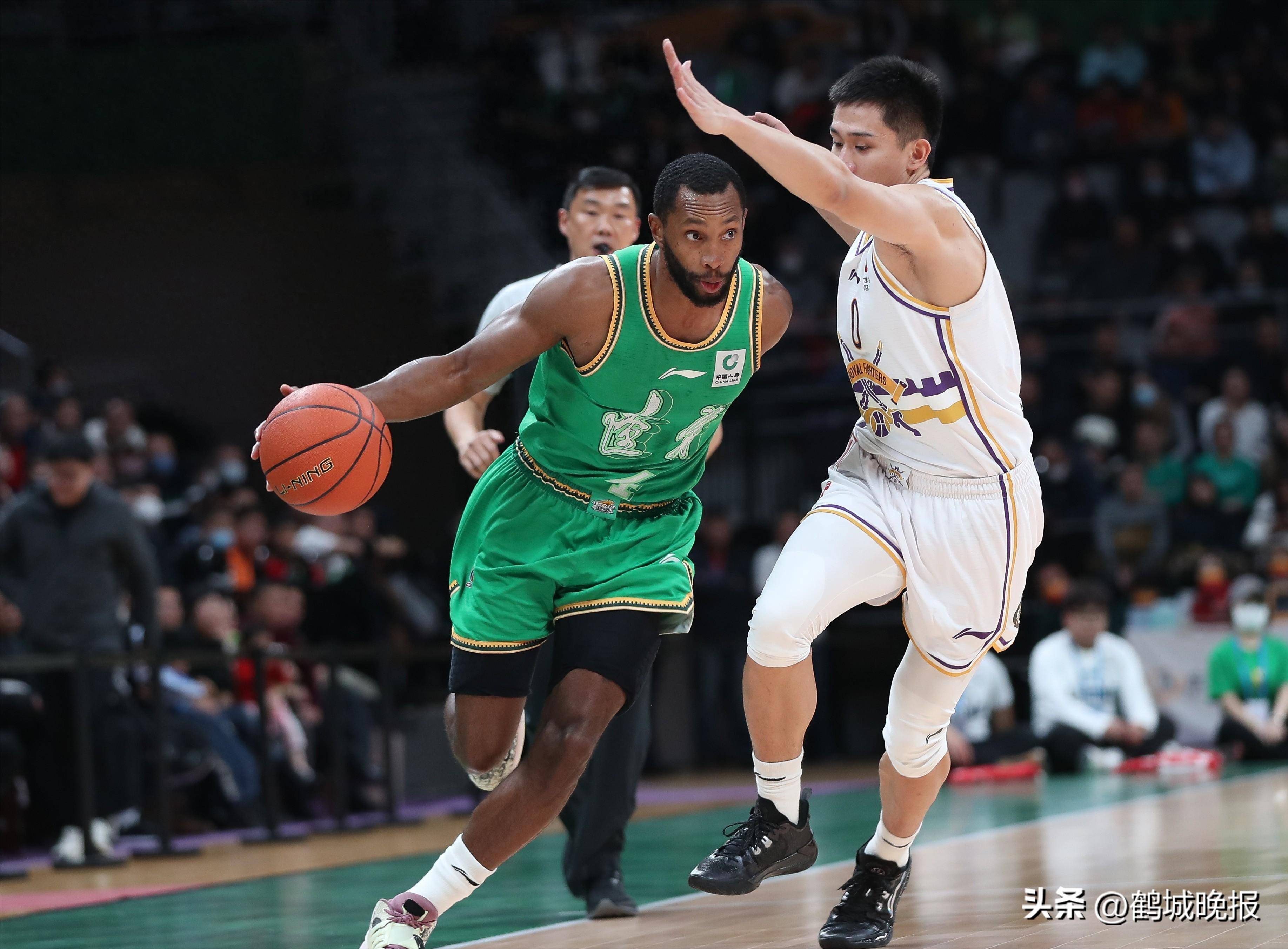爱游戏-关于赛前CBA季后赛焦点战；费城76人遗憾出局；信心回归；更衣室氛围转暖的信息-爱游戏