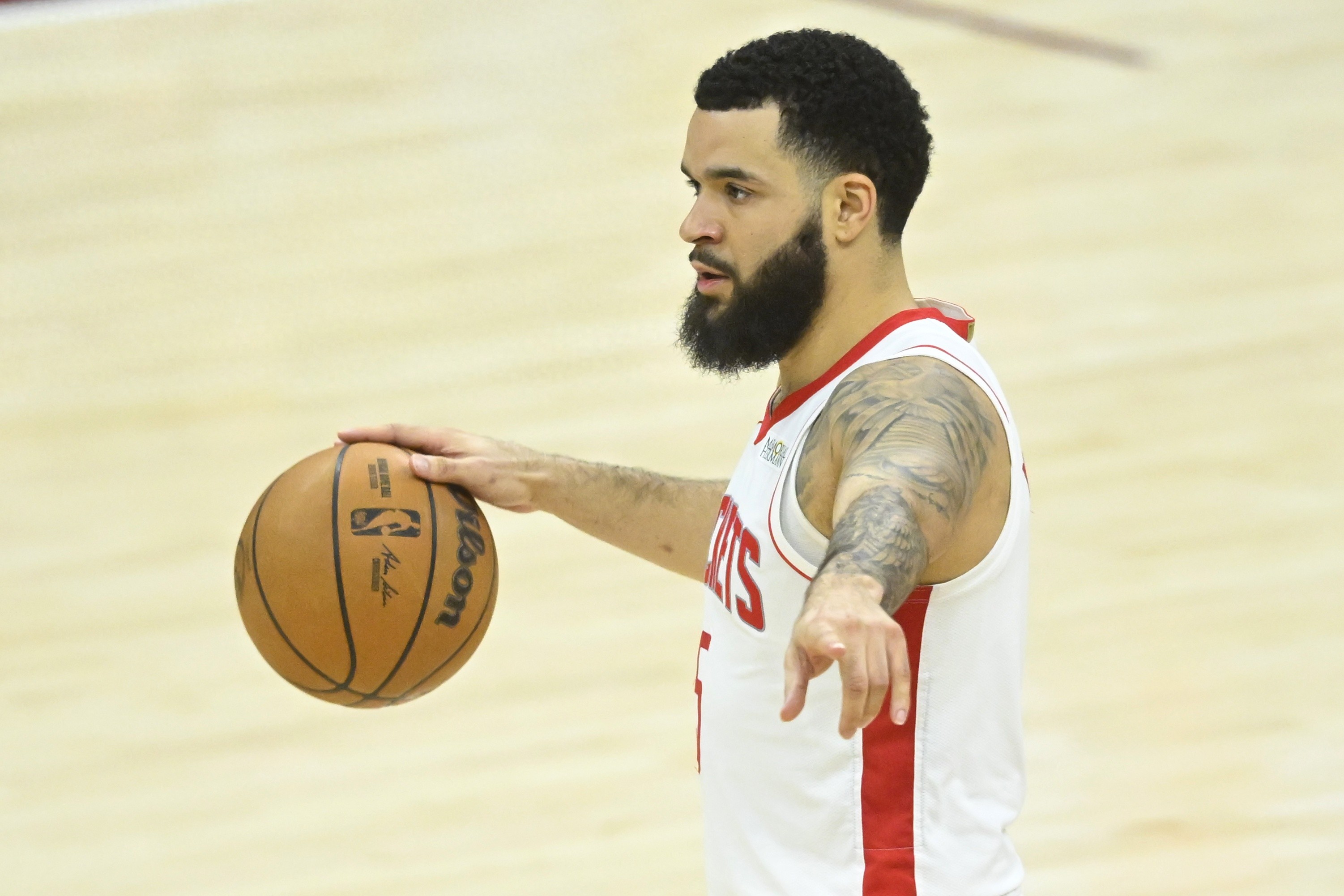 转折点！休斯敦火箭内部沟通，国王杯今夜攻防权衡，赛场秩序良好，数据趋势出现新变化的简单介绍