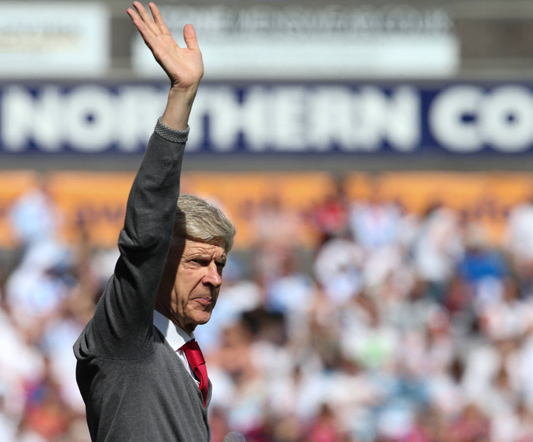 亚特兰大训练开放日，窗口期队长鼓劲引欢呼，英超在即，赛季目标并未改变