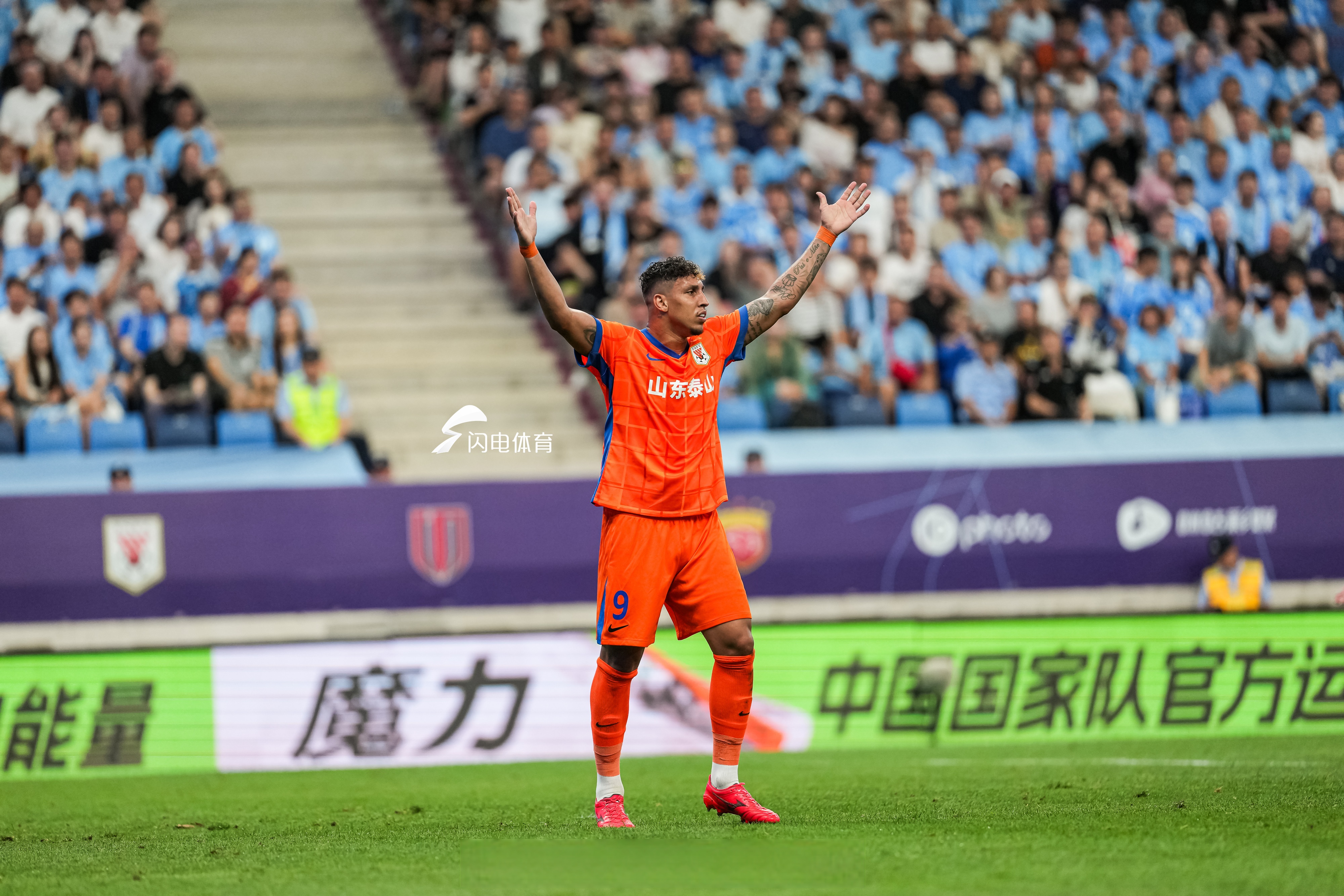 关于赛地聚焦：德国杯转会期热度飙升，北京首钢刷新队史纪录，引发热议，资深球员宣示担当的信息